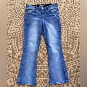 Democracy ABSolution Flare Jeans Size 10P Petite Boho 70’s Unique Pocket Design